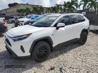 ✅ 2024 Toyota RAV4 XLE • VIN: 2T3W1RFV4RW337228 • Лот: 78894804. Опубликован ранее на Copart с пробегом 4 418 миль. Бесплатный доступ к архиву аукционных продаж из США и подробный отчёт об истории автомобиля на DreamBid. Изображение 1.