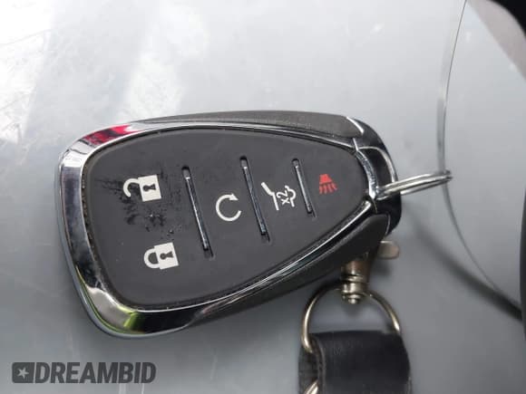 ✅ 2024 Chevrolet Blazer RS • VIN: 3GNKBERSXRS125413 • Lot: 41448149. Wystawiony na IAAI z przebiegiem 55 056 mil. Bezpłatny archiwum sprzedaży aukcyjnych z USA i szczegółowy raport historii pojazdu na DreamBid. Zdjęcie 11.