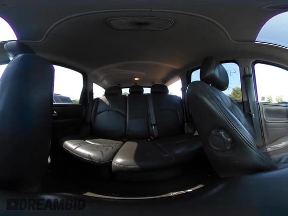 ✅ 2005 Mazda Tribute S • VIN: 4F2CZ96165KM22454 • Lot: 43155521. Listed on IAAI with 179,046 mi. Free auction sales archive from the USA and detailed vehicle history report at DreamBid. Image 18.