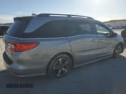 ✅ 2018 Honda Odyssey Touring • VIN: 5FNRL6H8XJB009058 • Lot: 89643395. Wystawiony na Copart z przebiegiem 182 534 mil. Bezpłatny archiwum sprzedaży aukcyjnych z USA i szczegółowy raport historii pojazdu na DreamBid. Zdjęcie 3.