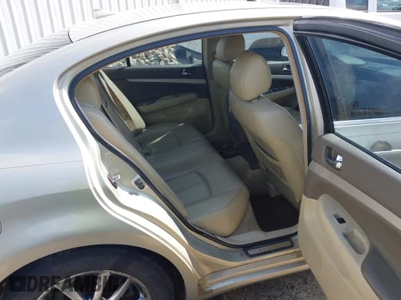 ✅ 2007 Infiniti G35 Journey • VIN: JNKBV61E17M721579 • Lot: 43032555. Listed on IAAI with 251,854 mi. Free auction sales archive from the USA and detailed vehicle history report at DreamBid. Image 8.