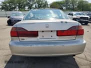 ✅ 1998 Honda Accord EX • VIN: 1HGCG5550WA158272 • Лот: 64352155. Опубликован ранее на Copart с пробегом Не указан. Бесплатный доступ к архиву аукционных продаж из США и подробный отчёт об истории автомобиля на DreamBid. Изображение 6.