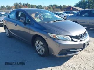 ✅ 2015 Honda Civic LX • VIN: 19XFB2F59FE239307 • Lot: 43430199. Wystawiony na IAAI z przebiegiem 136 906 mil. Bezpłatny archiwum sprzedaży aukcyjnych z USA i szczegółowy raport historii pojazdu na DreamBid. Zdjęcie 1.