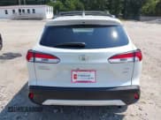 ✅ 2022 Toyota Corolla Cross LE • VIN: 7MUCAABG2NV019119 • Lot: 43157875. Listed on IAAI with 38,566 mi. Free auction sales archive from the USA and detailed vehicle history report at DreamBid. Image 16.