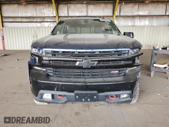 ✅ 2020 Chevrolet Silverado 1500 LT Trail Boss • VIN: 3GCPYFED2LG243167 • Lot: 92944645. Wystawiony na Copart z przebiegiem 109 062 mil. Bezpłatny archiwum sprzedaży aukcyjnych z USA i szczegółowy raport historii pojazdu na DreamBid. Zdjęcie 5.
