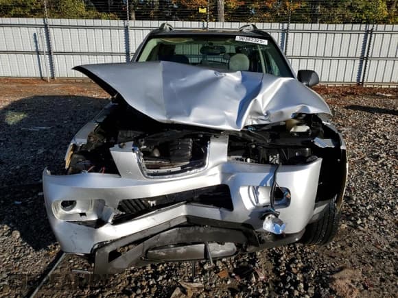 ✅ 2006 Saturn VUE • VIN: 5GZCZ33D96S801525 • Лот: 90382325. Опубликован ранее на Copart с пробегом 261 252 миль. Бесплатный доступ к архиву аукционных продаж из США и подробный отчёт об истории автомобиля на DreamBid. Изображение 5.