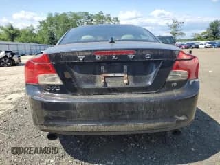 ✅ 2011 Volvo C70 • VIN: YV1672MC6BJ108636 • Lot: 68728354. Wystawiony na Copart z przebiegiem 184 174 mil. Bezpłatny archiwum sprzedaży aukcyjnych z USA i szczegółowy raport historii pojazdu na DreamBid. Zdjęcie 6.