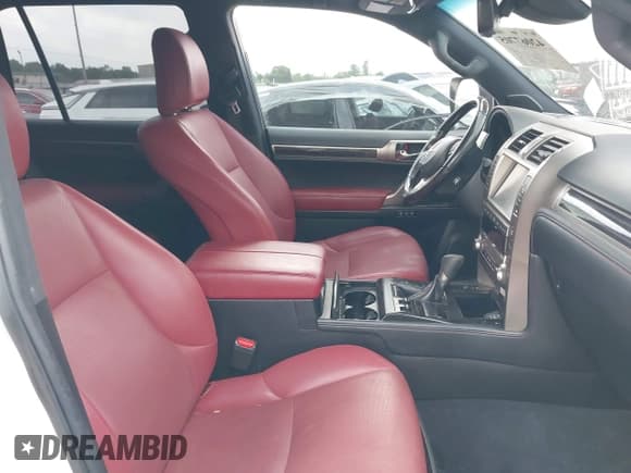 ✅ 2020 Lexus GX 460 Premium • VIN: JTJAM7BXXL5246683 • Lot: 42067705. Wystawiony na IAAI z przebiegiem 118 780 mil. Bezpłatny archiwum sprzedaży aukcyjnych z USA i szczegółowy raport historii pojazdu na DreamBid. Zdjęcie 5.