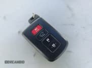 ✅ 2018 Toyota RAV4 XLE • VIN: JTMWFREVXJJ168015 • Lot: 43547840. Listed on IAAI with 104,838 mi. Free auction sales archive from the USA and detailed vehicle history report at DreamBid. Image 11.