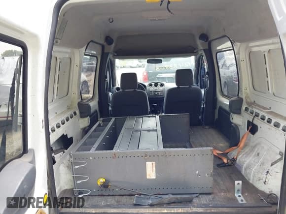 ✅ 2011 Ford Transit Connect XLT • VIN: NM0LS6BN6BT057093 • Lot: 42483803. Wystawiony na IAAI z przebiegiem 280 762 mil. Bezpłatny archiwum sprzedaży aukcyjnych z USA i szczegółowy raport historii pojazdu na DreamBid. Zdjęcie 8.