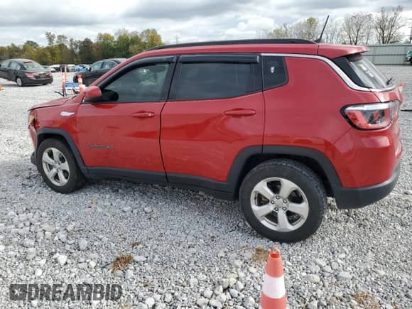 2020 Jeep Compass Latitude с VIN 3C4NJCBB0LT141662, выставлен на аукционе Copart как лот 82522795 с пробегом 80 384 миль миль и Списание • Salvage title. История ставок и продаж доступна на DreamBid. Изображение 2.