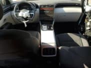 ✅ 2024 Hyundai Tucson Blue • VIN: KM8JBCD14RU192785 • Lot: 75837534. Wystawiony na Copart z przebiegiem 4 476 mil. Bezpłatny archiwum sprzedaży aukcyjnych z USA i szczegółowy raport historii pojazdu na DreamBid. Zdjęcie 8.