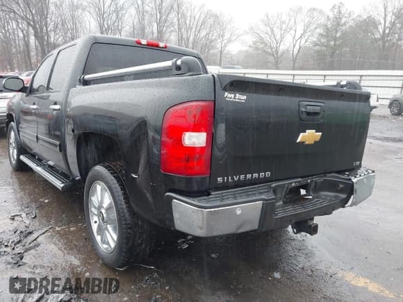 ✅ 2012 Chevrolet Silverado 1500 LTZ • VIN: 3GCPCTE0XCG229964 • Lot: 41476181. Wystawiony na IAAI z przebiegiem 217 334 mil. Bezpłatny archiwum sprzedaży aukcyjnych z USA i szczegółowy raport historii pojazdu na DreamBid. Zdjęcie 3.
