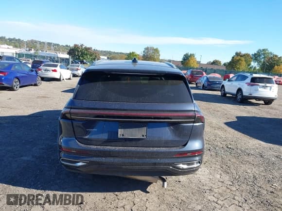 ✅ 2024 Lincoln Nautilus Reserve • VIN: 5LMPJ8K41RJ862914 • Лот: 43473950. Опубликован ранее на IAAI с пробегом 14 009 миль. Бесплатный доступ к архиву аукционных продаж из США и подробный отчёт об истории автомобиля на DreamBid. Изображение 17.