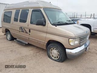 ✅ 1996 Ford Econoline Cargo • VIN: 1FDEE14H0THA23342 • Lot: 43757967. Wystawiony na IAAI z przebiegiem 151 205 mil. Bezpłatny archiwum sprzedaży aukcyjnych z USA i szczegółowy raport historii pojazdu na DreamBid. Zdjęcie 1.