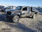 ✅ 2008 Toyota Tacoma • VIN: 5TEUU42N88Z481732 • Лот: 92465735. Опубликован ранее на Copart с пробегом 224 948 миль. Бесплатный доступ к архиву аукционных продаж из США и подробный отчёт об истории автомобиля на DreamBid. Изображение 1.