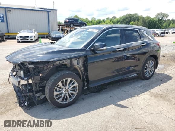 ✅ 2024 Infiniti QX50 Luxe • VIN: 3PCAJ5BAXRF108483 • Лот: 55598975. Опубликован ранее на Copart с пробегом 12 284 миль. Бесплатный доступ к архиву аукционных продаж из США и подробный отчёт об истории автомобиля на DreamBid. Изображение 1.