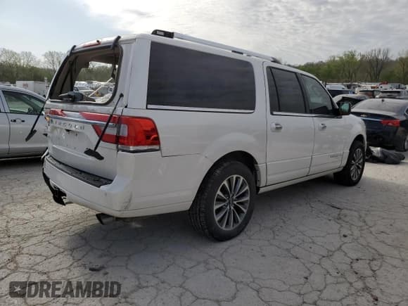 ✅ 2015 Lincoln Navigator • VIN: 5LMJJ3JT1FEJ03234 • Lot: 52888385. Wystawiony na Copart z przebiegiem 172 708 mil. Bezpłatny archiwum sprzedaży aukcyjnych z USA i szczegółowy raport historii pojazdu na DreamBid. Zdjęcie 3.