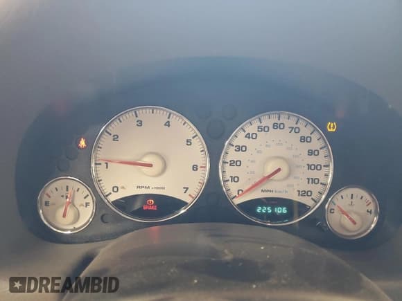 ✅ 2004 Jeep Liberty Limited • VIN: 1J4GL58K84W163923 • Лот: 71300305. Опубликован ранее на Copart с пробегом 225 106 миль. Бесплатный доступ к архиву аукционных продаж из США и подробный отчёт об истории автомобиля на DreamBid. Изображение 9.