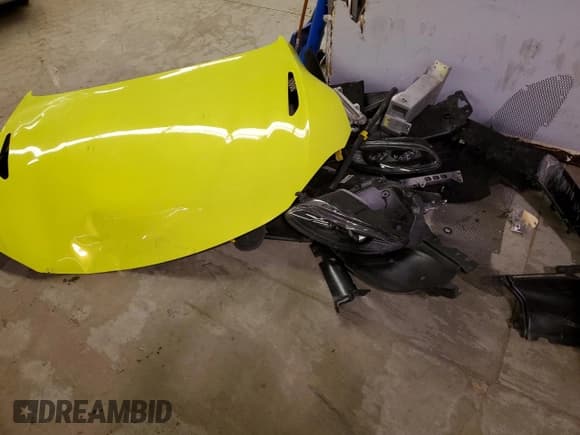 ✅ 2020 Aston Martin Vantage • VIN: SCFSMGAWXLGN03363 • Лот: 81833084. Опубликован ранее на Copart с пробегом Не указан. Бесплатный доступ к архиву аукционных продаж из США и подробный отчёт об истории автомобиля на DreamBid. Изображение 12.