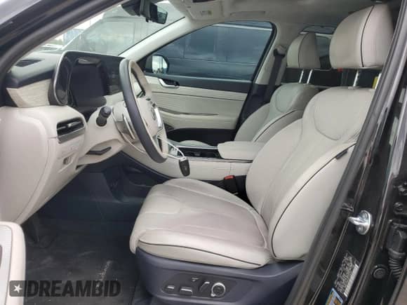 2024 Hyundai Palisade Calligraphy с VIN KM8R74GE2RU725242, выставлен на аукционе Copart как лот 68311864 с пробегом 21 506 миль миль и На запчасти • Non repairable. История ставок и продаж доступна на DreamBid. Изображение 7.