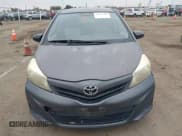 ✅ 2012 Toyota Yaris LE • VIN: JTDKTUD39CD535823 • Лот: 43831684. Опубликован ранее на IAAI с пробегом 372 336 миль. Бесплатный доступ к архиву аукционных продаж из США и подробный отчёт об истории автомобиля на DreamBid. Изображение 6.