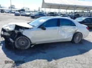 ✅ 2017 Mercedes-Benz S 550 • VIN: WDDUG8CB0HA322948 • Лот: 41651423. Опубликован ранее на IAAI с пробегом Не указан. Бесплатный доступ к архиву аукционных продаж из США и подробный отчёт об истории автомобиля на DreamBid. Изображение 13.