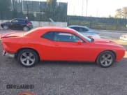 ✅ 2019 Dodge Challenger SXT • VIN: 2C3CDZAG1KH534631 • Lot: 43322768. Wystawiony na IAAI z przebiegiem 98 602 mil. Bezpłatny archiwum sprzedaży aukcyjnych z USA i szczegółowy raport historii pojazdu na DreamBid. Zdjęcie 13.