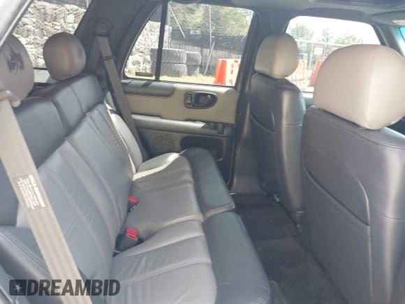 ✅ 2001 Chevrolet Blazer LT • VIN: 1GNDT13WX12214103 • Lot: 42939139. Wystawiony na IAAI z przebiegiem 54 848 mil. Bezpłatny archiwum sprzedaży aukcyjnych z USA i szczegółowy raport historii pojazdu na DreamBid. Zdjęcie 8.