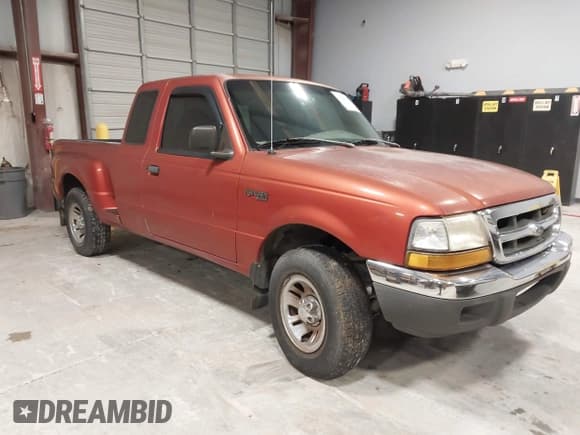 ✅ 1998 Ford Ranger XL • VIN: 1FTYR14U3WPA86996 • Lot: 43888392. Listed on IAAI with 240,100 mi. Free auction sales archive from the USA and detailed vehicle history report at DreamBid. Image 1.