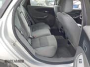 ✅ 2017 Chevrolet Impala LS • VIN: 2G11X5S30H9156358 • Лот: 43102685. Опубликован ранее на IAAI с пробегом 197 311 миль. Бесплатный доступ к архиву аукционных продаж из США и подробный отчёт об истории автомобиля на DreamBid. Изображение 8.