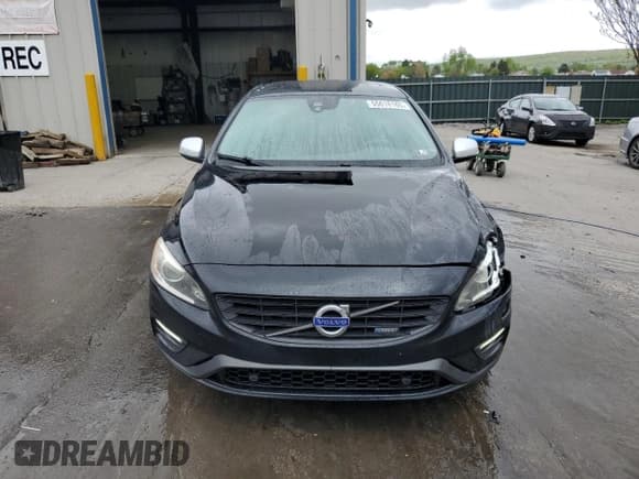 ✅ 2015 Volvo S60 • VIN: YV1902TP9F2332358 • Lot: 55616165. Listed on Copart with 99,357 mi. Free auction sales archive from the USA and detailed vehicle history report at DreamBid. Image 5.