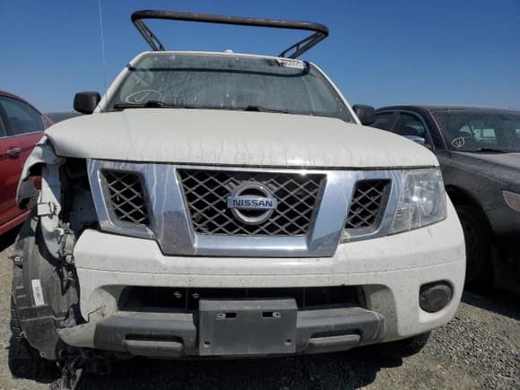 ✅ 2018 Nissan Frontier Pro-4X • VIN: 1N6AD0CW1JN768984 • Lot: 68105095. Listed on Copart with 107,450 mi. Free auction sales archive from the USA and detailed vehicle history report at DreamBid. Image 5.
