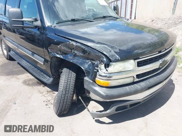 ✅ 2003 Chevrolet Suburban LT • VIN: 3GNGC26G83G210035 • Лот: 42084859. Опубликован ранее на IAAI с пробегом 145 919 миль. Бесплатный доступ к архиву аукционных продаж из США и подробный отчёт об истории автомобиля на DreamBid. Изображение 6.