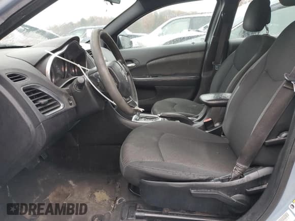 ✅ 2013 Dodge Avenger SE • VIN: 1C3CDZAB2DN661449 • Lot: 91585205. Listed on Copart with 179,723 mi. Free auction sales archive from the USA and detailed vehicle history report at DreamBid. Image 7.