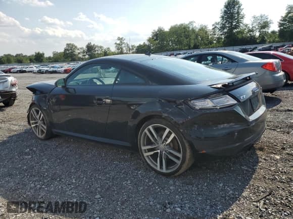 ✅ 2016 Audi TT 2.0T • VIN: TRUC5AFV8G1000894 • Лот: 63557793. Опубликован ранее на Copart с пробегом 123 656 миль. Бесплатный доступ к архиву аукционных продаж из США и подробный отчёт об истории автомобиля на DreamBid. Изображение 2.