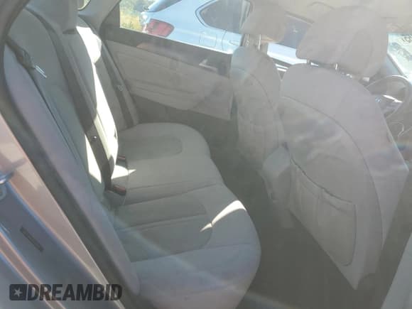 ✅ 2016 Hyundai Sonata Sport • VIN: 5NPE34AF6GH265901 • Lot: 86212155. Listed on Copart with 118,878 mi. Free auction sales archive from the USA and detailed vehicle history report at DreamBid. Image 10.