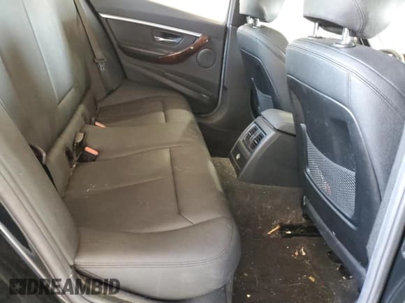 ✅ 2017 BMW 3 Series 328d xDrive • VIN: WBA8F1C32HK825807 • Lot: 81494365. Listed on Copart with 88,710 mi. Free auction sales archive from the USA and detailed vehicle history report at DreamBid. Image 10.