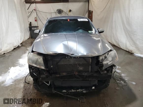 ✅ 2013 Dodge Avenger SXT • VIN: 1C3CDZCB7DN683136 • Lot: 88116055. Wystawiony na Copart z przebiegiem 161 957 mil. Bezpłatny archiwum sprzedaży aukcyjnych z USA i szczegółowy raport historii pojazdu na DreamBid. Zdjęcie 5.