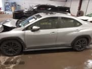 ✅ 2022 Subaru WRX Premium • VIN: JF1VBAF60N9018007 • Lot: 43821508. Wystawiony na IAAI z przebiegiem 76 948 mil. Bezpłatny archiwum sprzedaży aukcyjnych z USA i szczegółowy raport historii pojazdu na DreamBid. Zdjęcie 14.