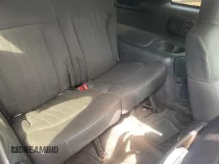 ✅ 2003 Chevrolet Blazer LS • VIN: 1GNCT18X83K175026 • Lot: 64382535. Wystawiony na Copart z przebiegiem 200 297 mil. Bezpłatny archiwum sprzedaży aukcyjnych z USA i szczegółowy raport historii pojazdu na DreamBid. Zdjęcie 6.