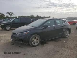 2017 Chevrolet Cruze LT с VIN 3G1BE6SM5HS577519, выставлен на аукционе Copart как лот 83866805 с пробегом 64 924 миль миль и Списание • Salvage title. История ставок и продаж доступна на DreamBid. Изображение 1.
