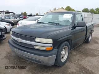 ✅ 2002 Chevrolet Silverado 1500 • VIN: 1GCEC14X62Z135265 • Lot: 43258790. Wystawiony na IAAI z przebiegiem 127 878 mil. Bezpłatny archiwum sprzedaży aukcyjnych z USA i szczegółowy raport historii pojazdu na DreamBid. Zdjęcie 2.