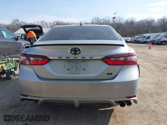 2022 Toyota Camry SE с VIN 4T1T11AK8NU006253, выставлен на аукционе IAAI как лот 41709007 с пробегом 200 165 миль миль и . История ставок и продаж доступна на DreamBid. Изображение 17.