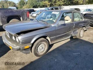 ✅ 1984 BMW 3 Series • VIN: WBAAK7406E8703402 • Lot: 78475274. Wystawiony na Copart z przebiegiem 163 095 mil. Bezpłatny archiwum sprzedaży aukcyjnych z USA i szczegółowy raport historii pojazdu na DreamBid. Zdjęcie 1.