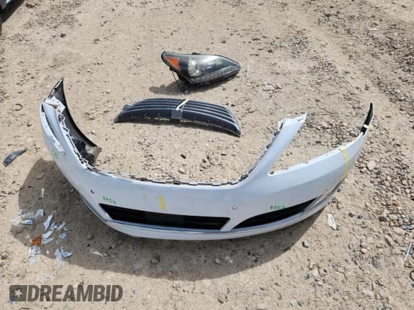 ✅ 2015 Hyundai Equus Signature • VIN: KMHGH4JH6FU095809 • Lot: 81648325. Listed on Copart with 103,309 mi. Free auction sales archive from the USA and detailed vehicle history report at DreamBid. Image 12.