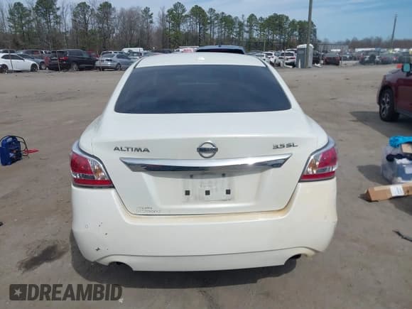 ✅ 2015 Nissan Altima SL • VIN: 1N4BL3AP1FC448712 • Lot: 41834580. Listed on IAAI with 165,633 mi. Free auction sales archive from the USA and detailed vehicle history report at DreamBid. Image 16.