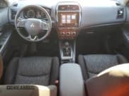 ✅ 2022 Mitsubishi Outlander ES • VIN: JA4APUAU1NU018350 • Лот: 83974665. Опубликован ранее на Copart с пробегом 73 552 миль. Бесплатный доступ к архиву аукционных продаж из США и подробный отчёт об истории автомобиля на DreamBid. Изображение 8.