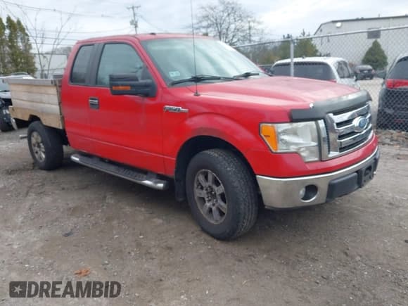 ✅ 2009 Ford F-150 STX • VIN: 1FTRX14809FB35627 • Lot: 43777003. Listed on IAAI with 173,244 mi. Free auction sales archive from the USA and detailed vehicle history report at DreamBid. Image 1.