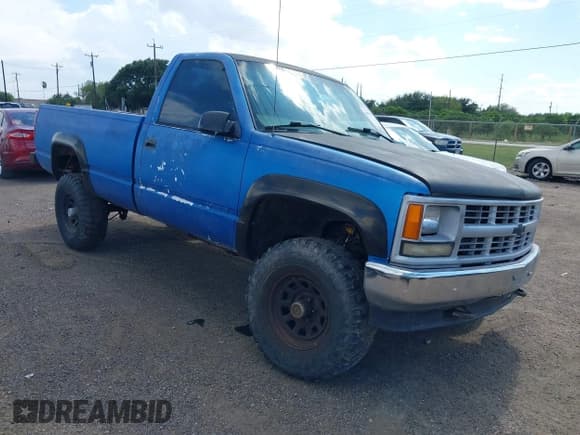 ✅ 1998 Chevrolet Silverado 1500 • VIN: 1GCEK14W4WZ112664 • Lot: 43054651. Wystawiony na IAAI z przebiegiem 209 481 mil. Bezpłatny archiwum sprzedaży aukcyjnych z USA i szczegółowy raport historii pojazdu na DreamBid. Zdjęcie 1.